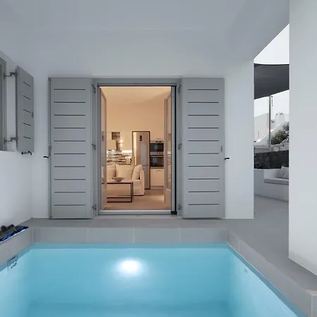 Alchemy - Prive Pool Megalochori (Santorini)