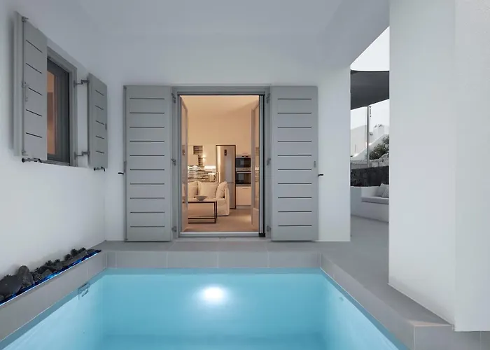 Alchemy - Prive Pool Megalochori (Santorini)